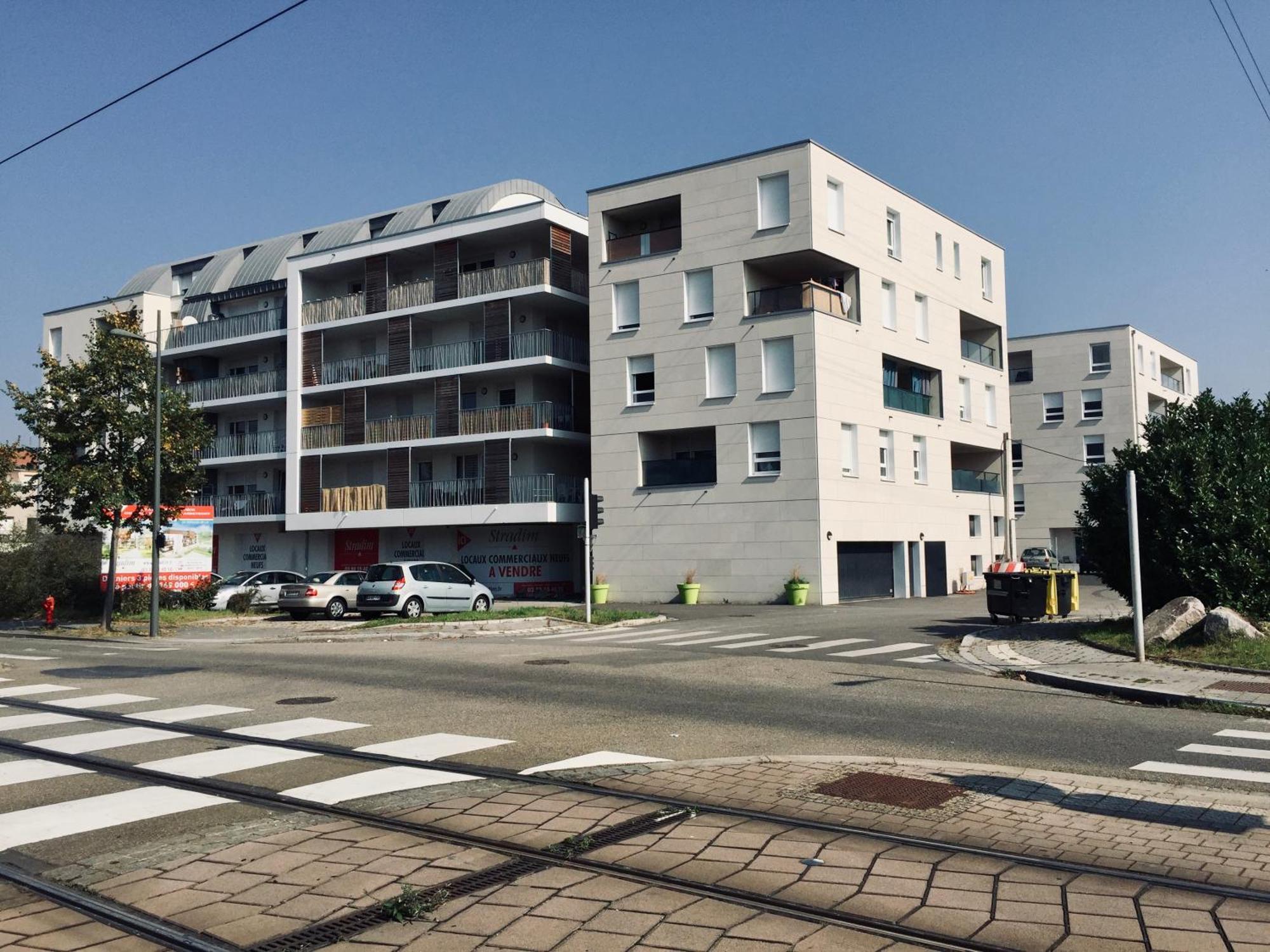 Le T2 Appartement Moderne Avec Terrasse Et Parking Straßburg Exterior foto